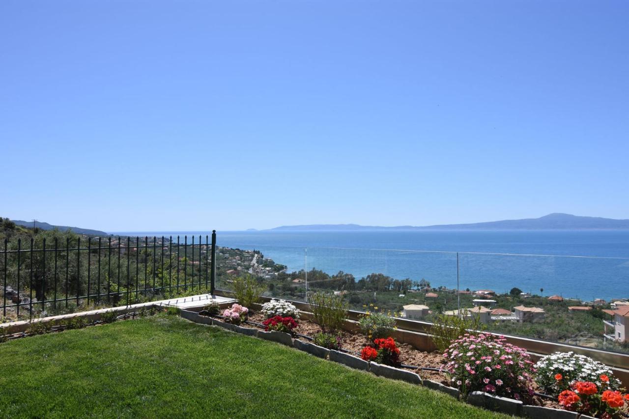 Villa Dafni - Infinite Sea Vistas With Private Pool Kalamata Exterior photo