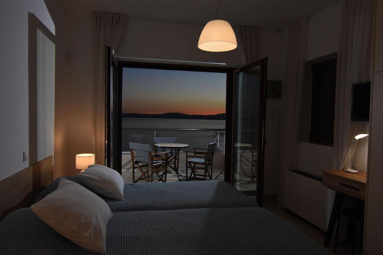 Villa Dafni - Infinite Sea Vistas With Private Pool Kalamata Exterior photo
